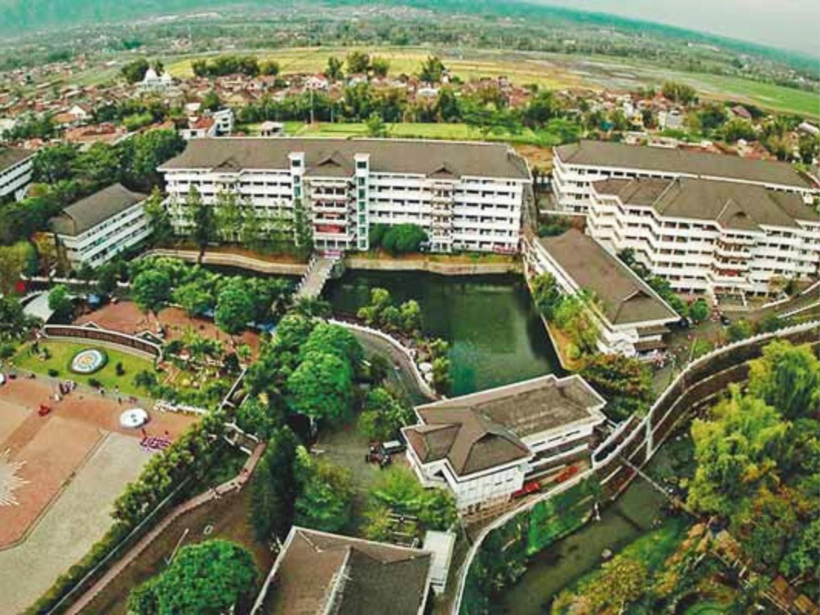 Villa Estetik Di Malang Bagian luar foto